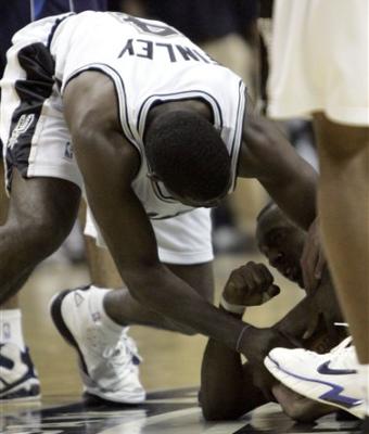 Jason Terry Punches Balls